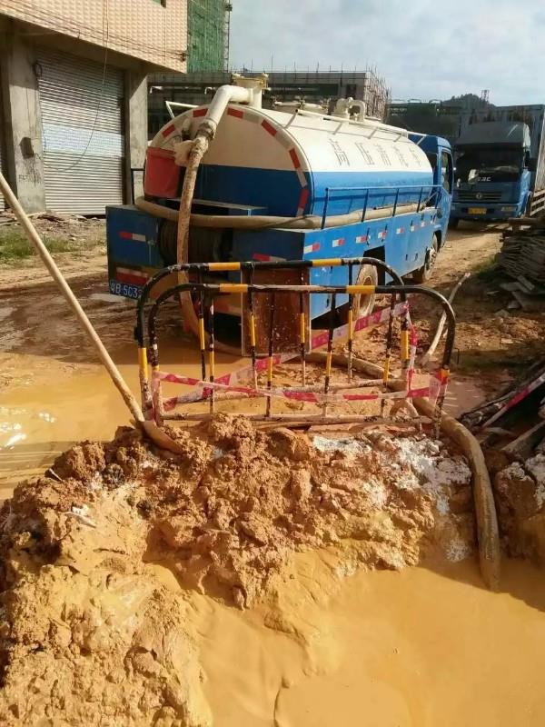 新华镇工地淤泥清淤