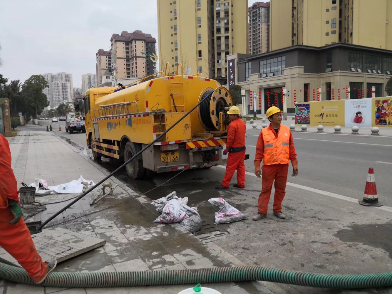 新华镇排污管道清淤-管道清洗